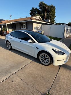 2021 Tesla model