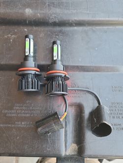 Brand new led headlight bulbs 9004 in 8000k Ice Blue Color.