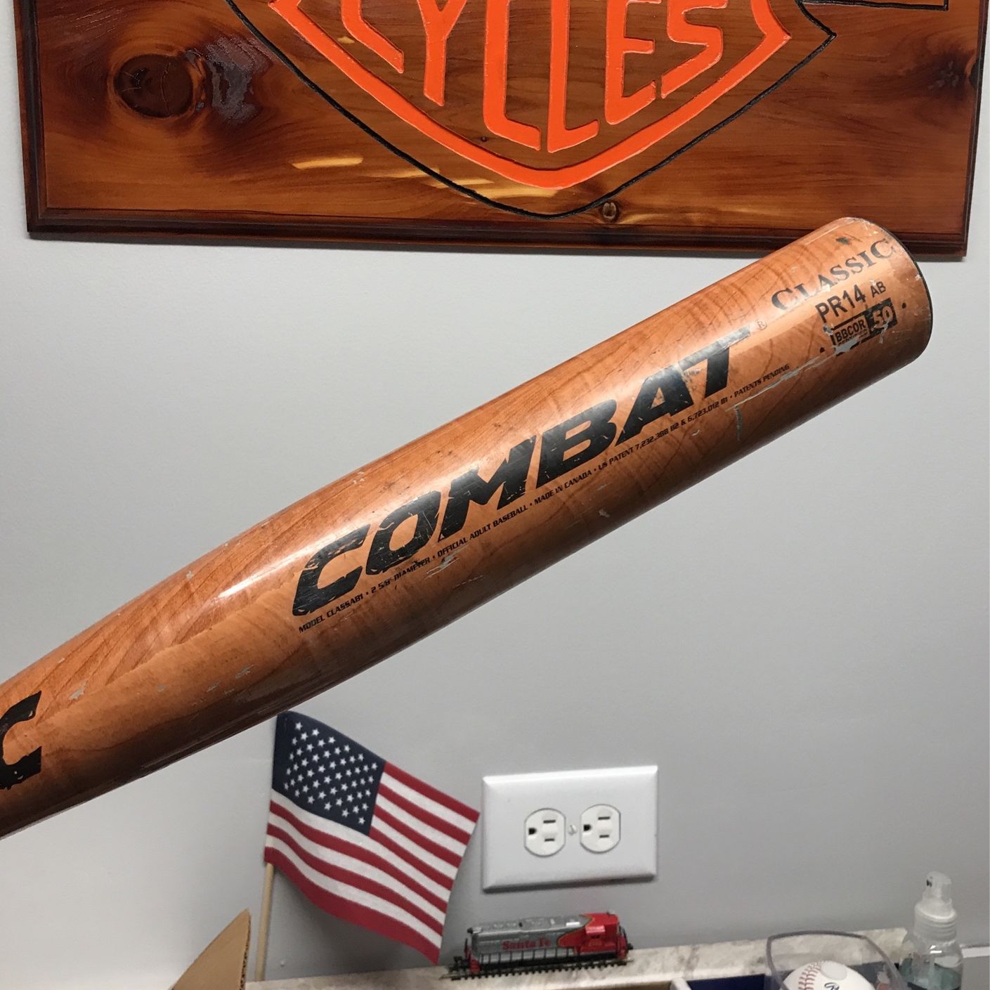 Combat BBCOR Model pr14 33/30 Composite Baseball Bat