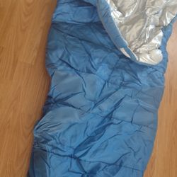 pinnacle sleeping bag Used Only One Time I Have Two $20 Each 