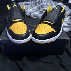 Jordan 1 Low Yellow Ochre