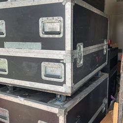 Stage Cases