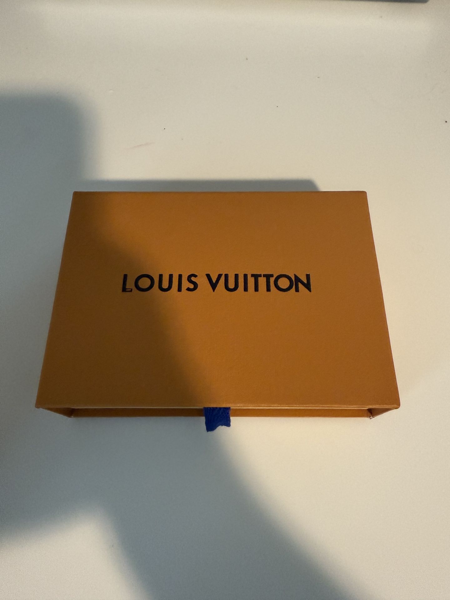 LV BRACELET