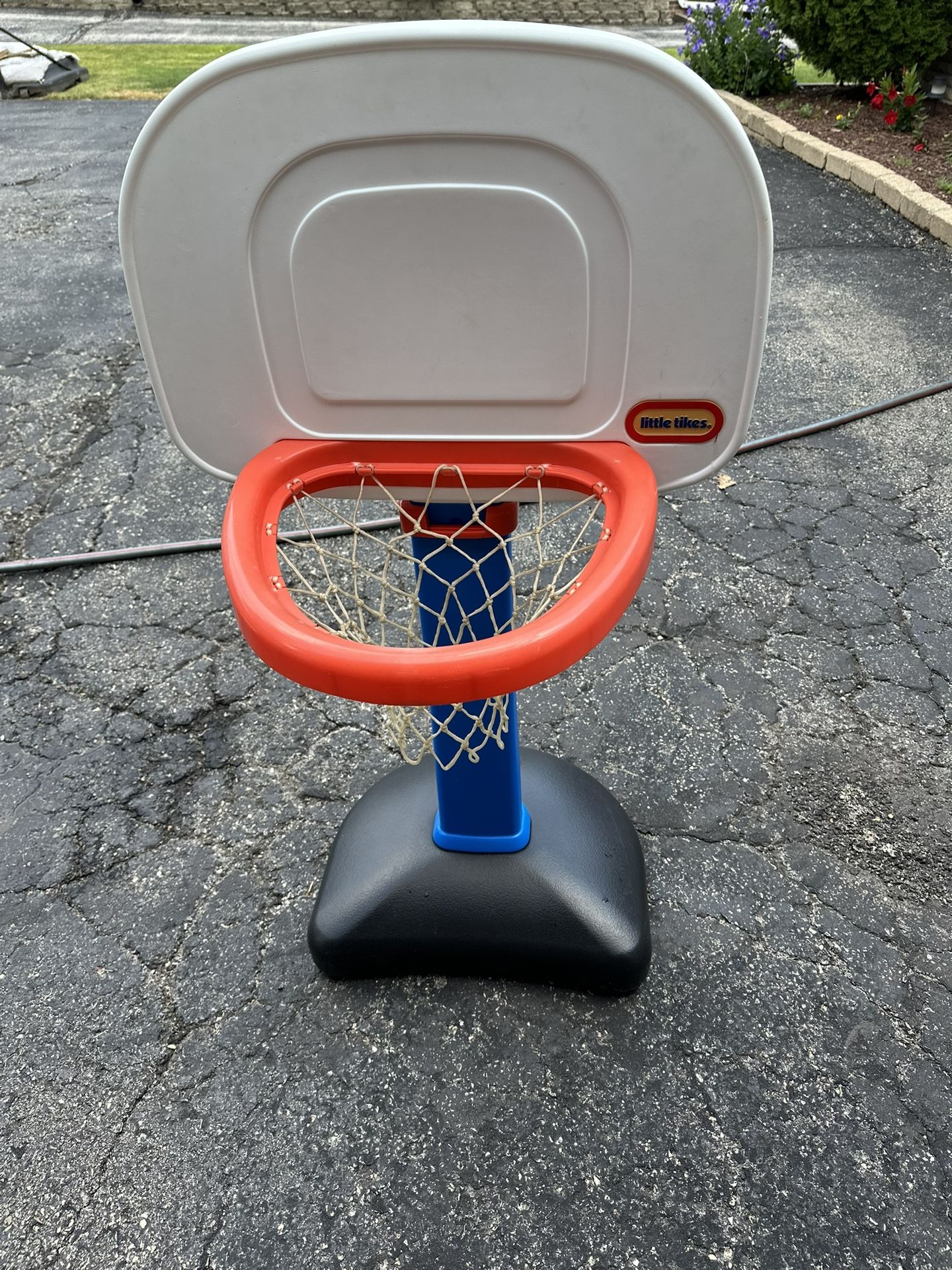Little Tikes Basketball Hoop