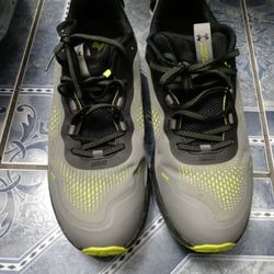 Under Armor 11.5 