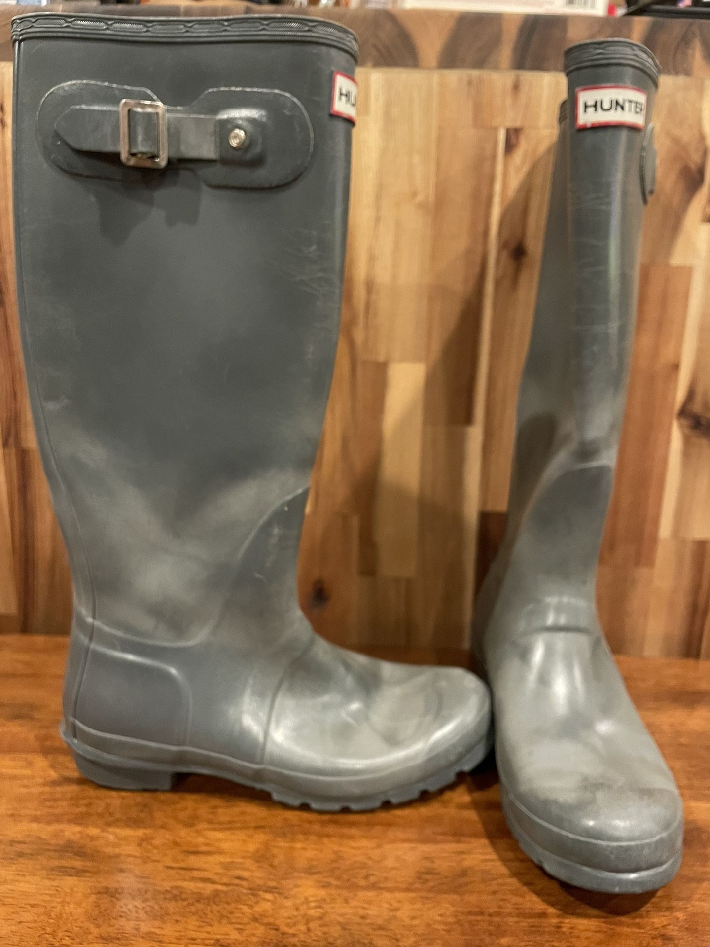 Hunter Women’s Rain Boot Size 7