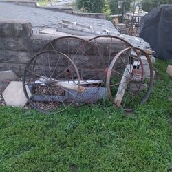 4 Old Steal Wagon Wheels 