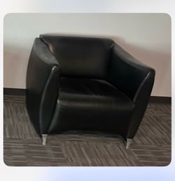 Vintage Mid Century Modern Paoli Arm Guest chairs Chairs W/ Black Leather Upholstery / sofa couch
