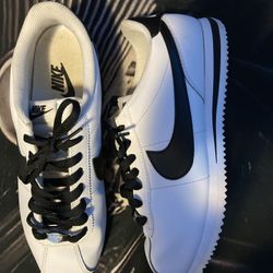 Nike Cortez