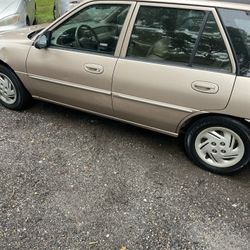 1998 Ford Escort Wagon