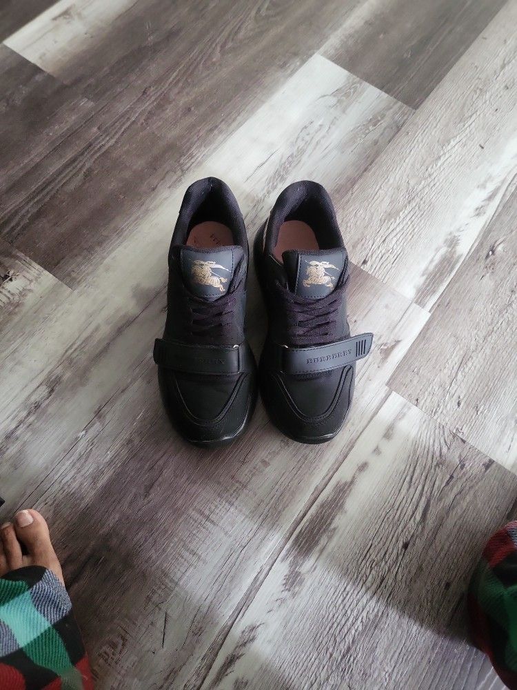 Burberry Sneakers Mens Sz 8
