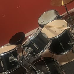 Rogue Drum Set 