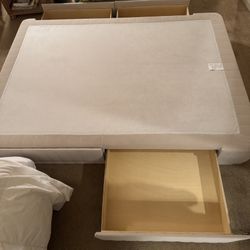 Sto-A-Way Full Size Platform Bed with 4 Storage Drawers – Excellent Condition