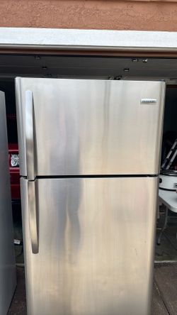 Frigidaire refrigerator stainless steel