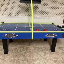 Dynamo Arctic Flash Air Hockey Table