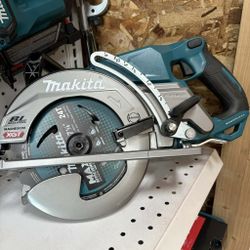 Makita New 71/4" Circular Saw 40V XGT Brushless 