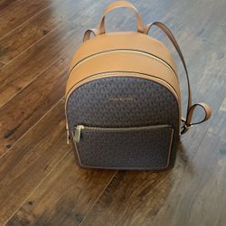 Michael Kors bag pack 