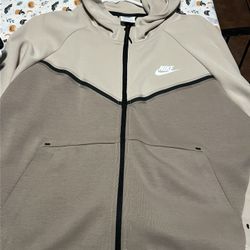 Women’s Nike Suit 