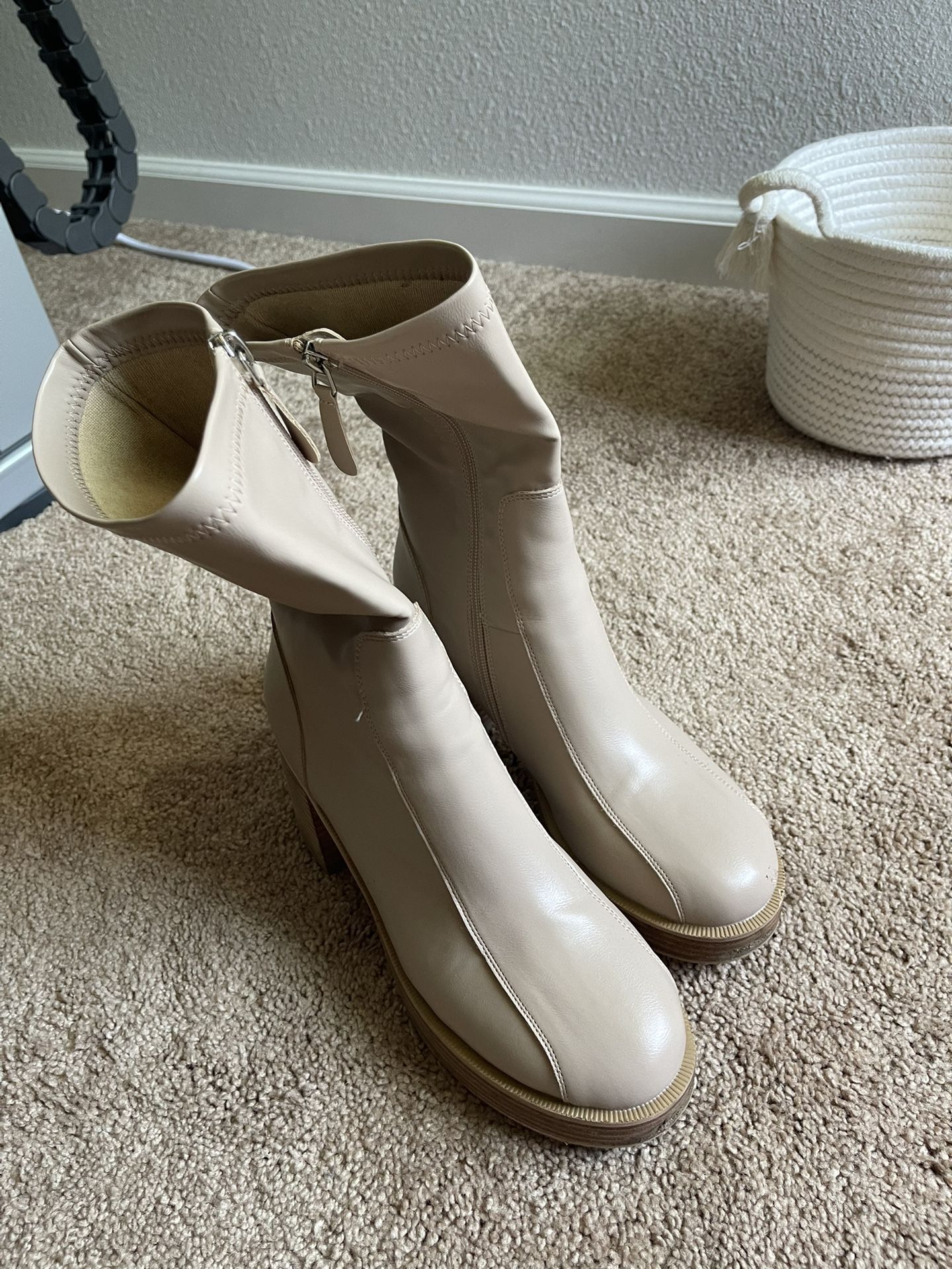 Oasis Society Boots