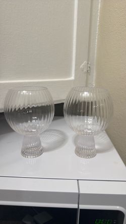 Glass wine goblet