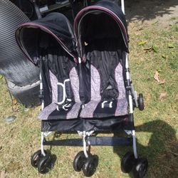 Jeep Scout Double Stroller, Lunar Burgundy

