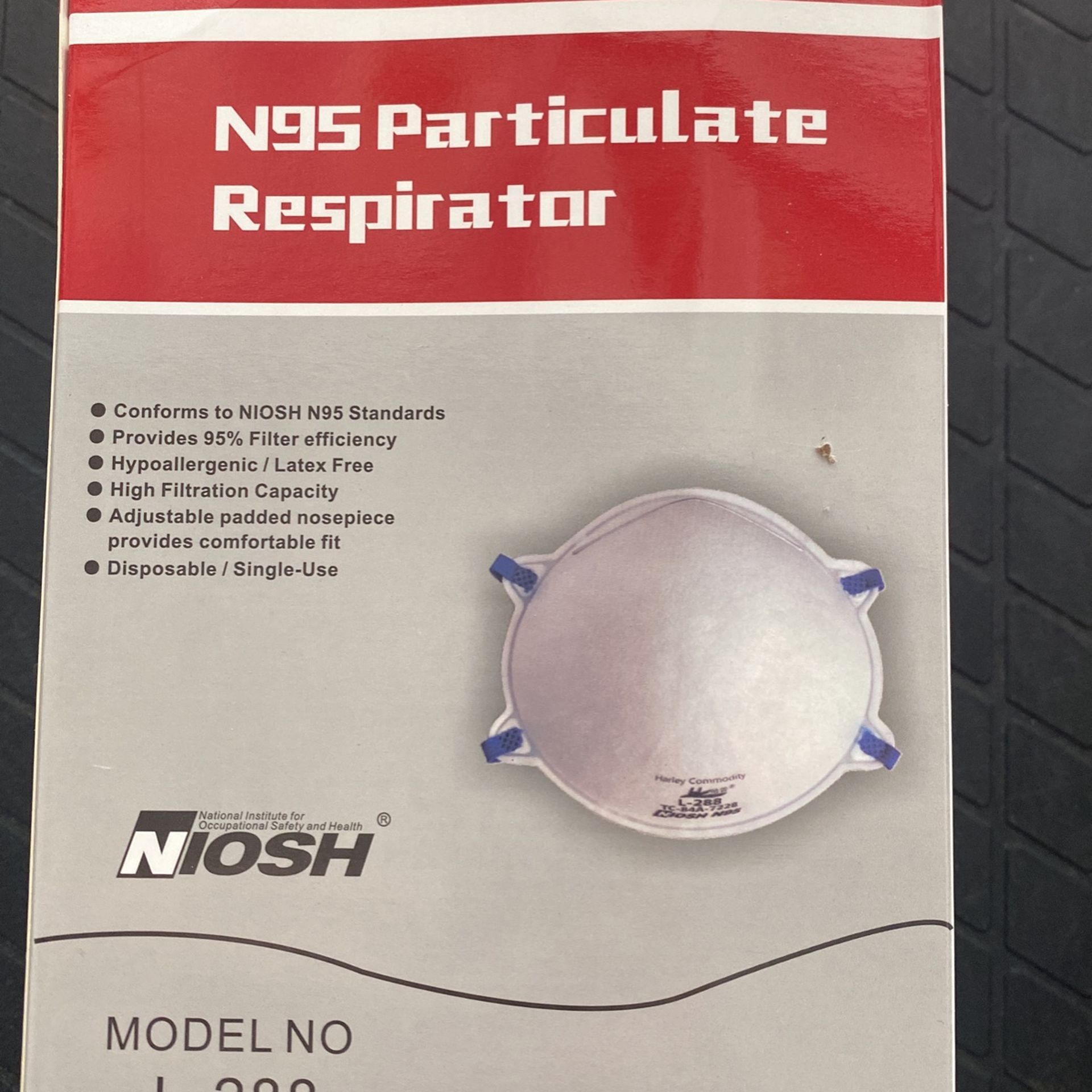 Brand New Pack Of N95 20 Masks - Good for several different things painting Covid etc.