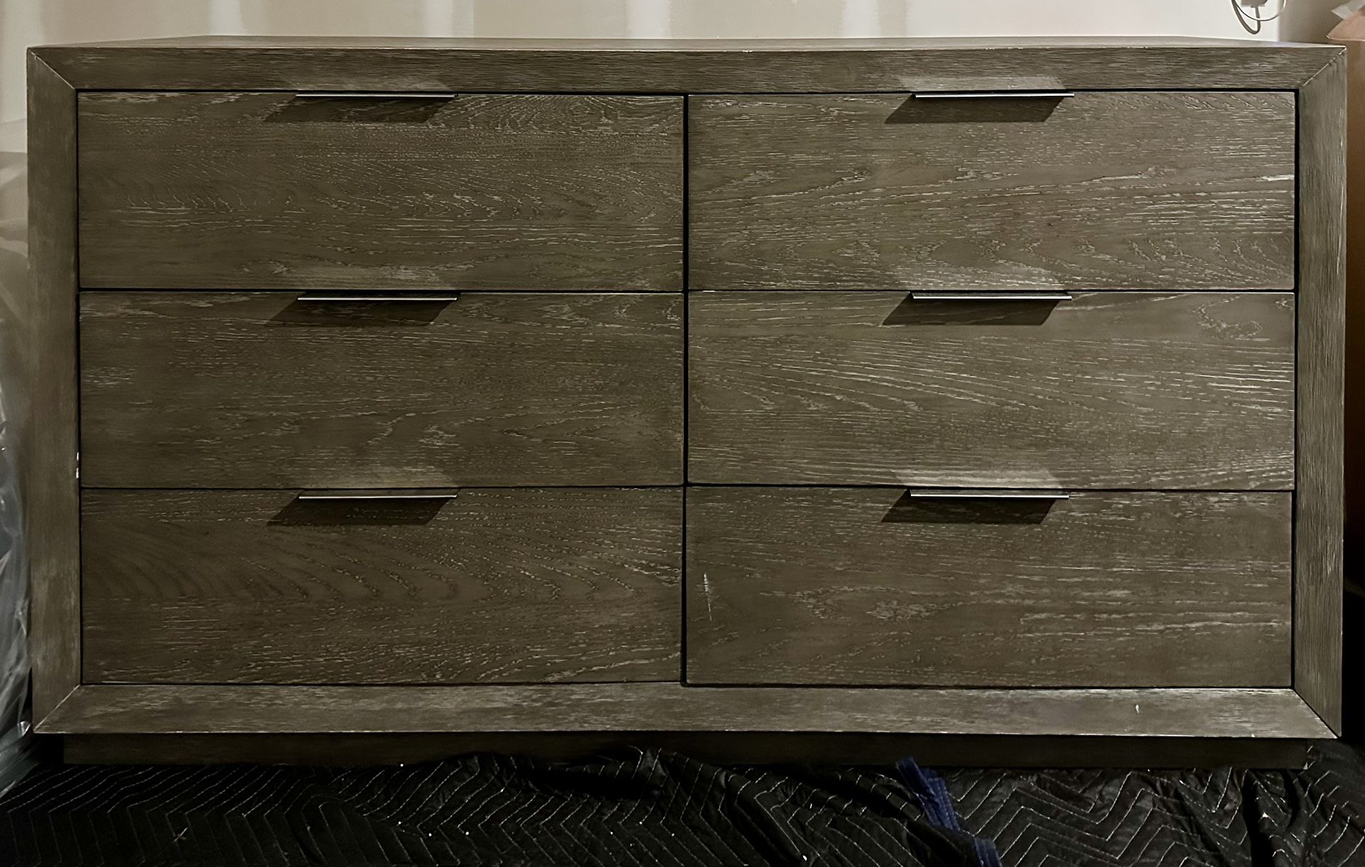 Dresser w/ Mirror & Nightstand Set 