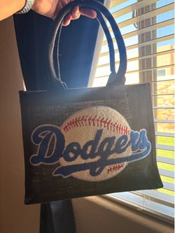 Dodgers purse