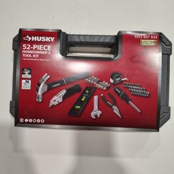 Husky 52-piece Homeowner's Tool-Only Kit