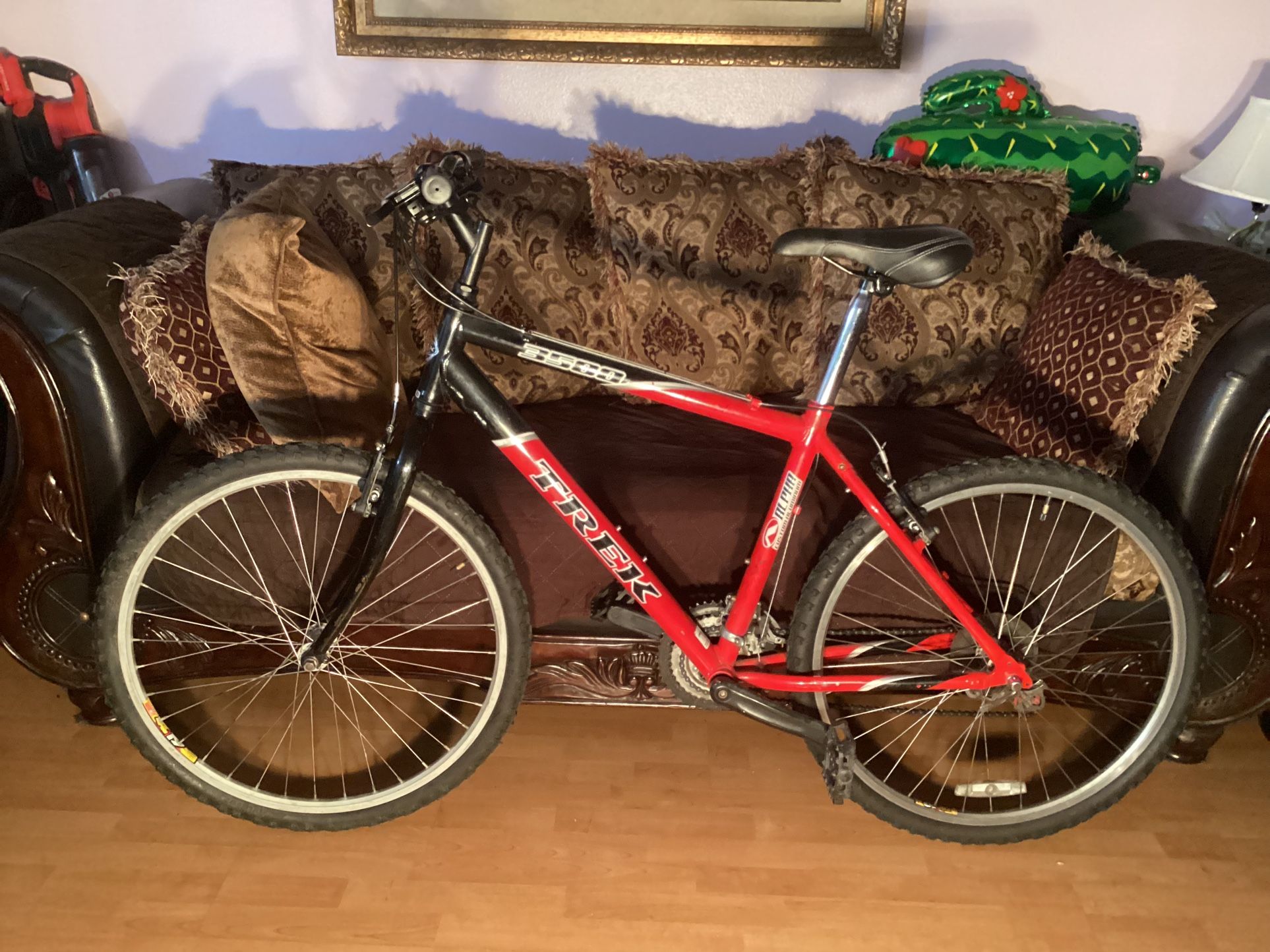 26 Mountain 3500 Alpha Custom Aluminum Trek Bike 17.5 For Men 8 Speeds Exellent Condition Tires Tubes Seat Handle Bar Speeds V Brakes All New 150 for Sale in Whittier CA OfferUp