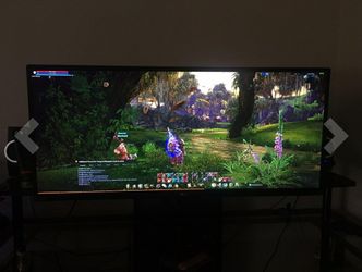Single arm monitor desk mount fits up to 34"