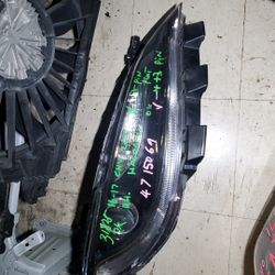 2017  Chrysler 200 Right Headlight 