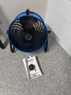 Strongway 18in Tilting Floor Fan