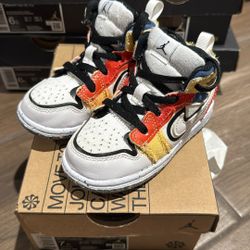 Jordan 1 Mids