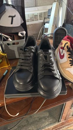Alexander Mcqueens & Jordan 1s