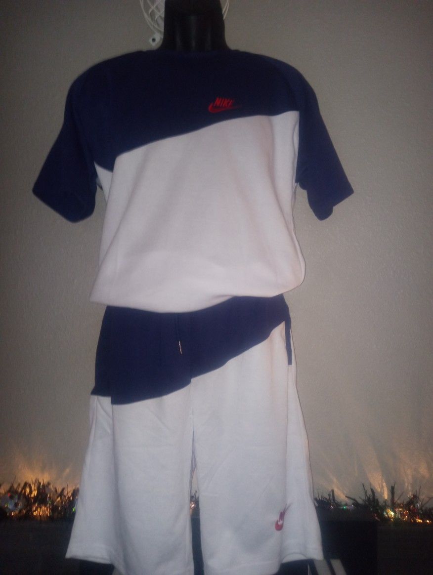 Nike Short Set. Size Small. New