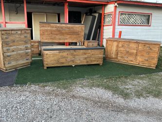 Solid wood, King Bedroom set