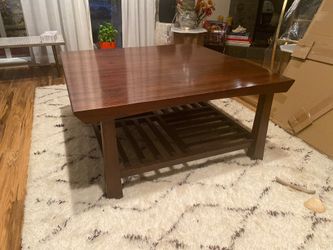 Coffee table, Room & Board