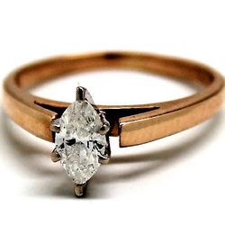 Ladies Diamond/14K Gold Engagement Ring