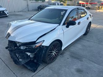 2020 Toyota Camry for part only