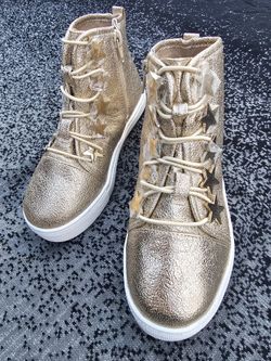 Golden boots by Katy Perry, size 1 Girls