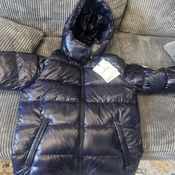 Moncler Size (3) Men 