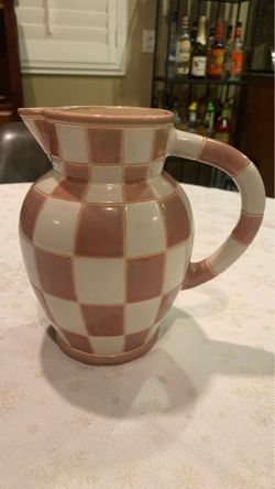 Flower vase water jug