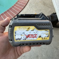 Dewalt 60 Volt Battery FOR PARTS PARA PARTES 