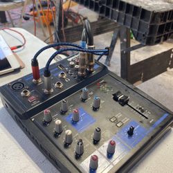 Bocinas Con Bases Y Equalizador Bluetooth 