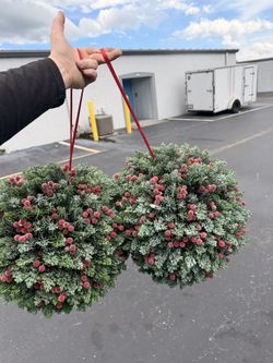 Set of 2 Large Christmas Balls with Red Berries 🎄