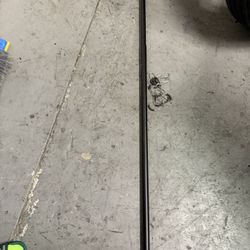 shower curtain rod & rings 