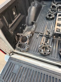 Se vende Kit de elevación de suspensión Rough Country de 6 pulgadas para Ford F-150 2WD 2015-2020
