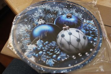 8" Round Blue Christmas Aluminum Sign