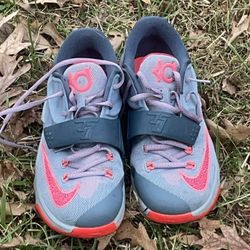 - Nike KD 7 Calm Before The Storm  Good Used Condition Size 6.5